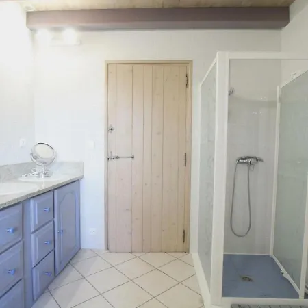 بيت للعطل Gite Barraute-Camu, 3 Pieces, 4 Personnes - Fr-1-384-231