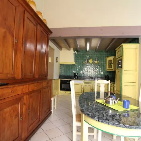 بيت للعطل Gite Barraute-Camu, 3 Pieces, 4 Personnes - Fr-1-384-231 *